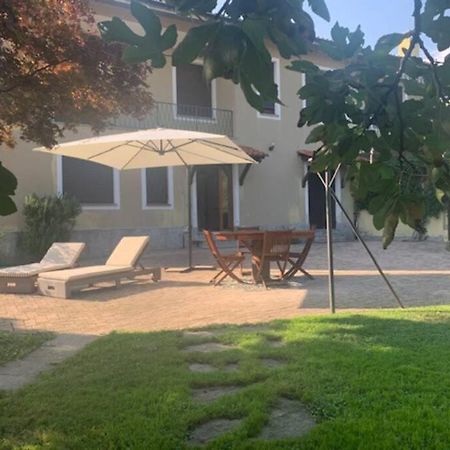 A Casa Di Sissi Biella Exterior foto